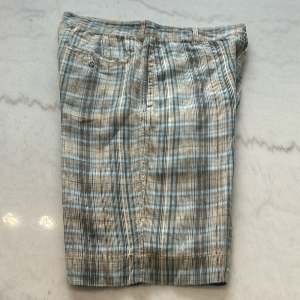 Tommy Bahama Relax Tan & Light Blue Plaid Men’s Shorts - Waist 32